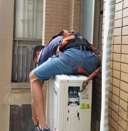 丹巴空调移机